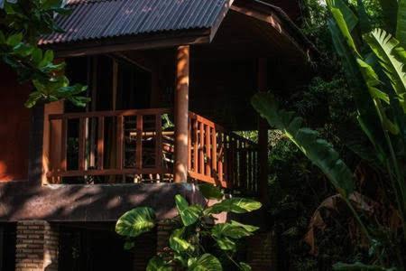 Fish House Hotell Koh Chang Exteriör bild